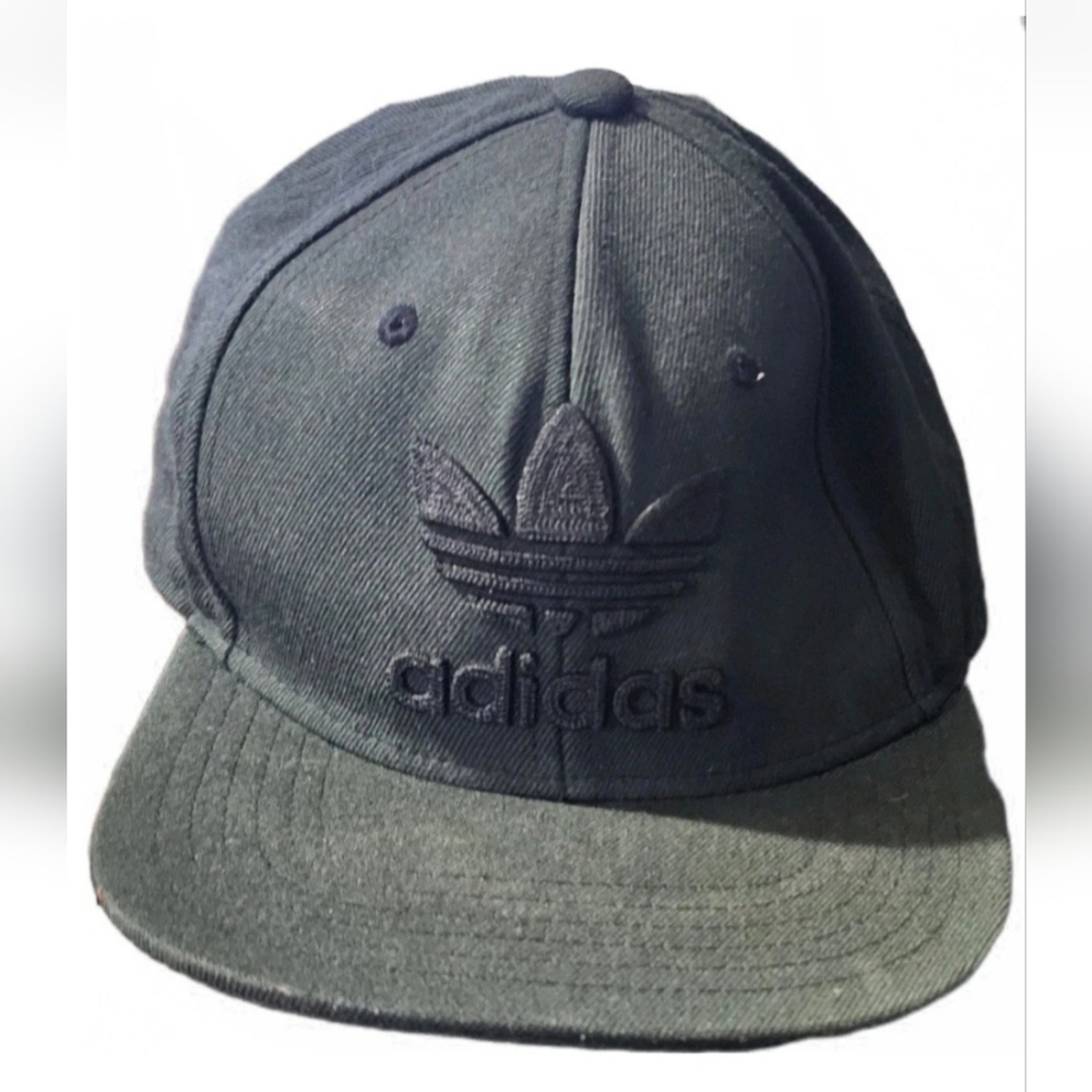 Adidas Men’s Black Trefoil Snapback Hat